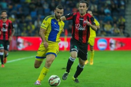 Maccabi come on Israeli league top