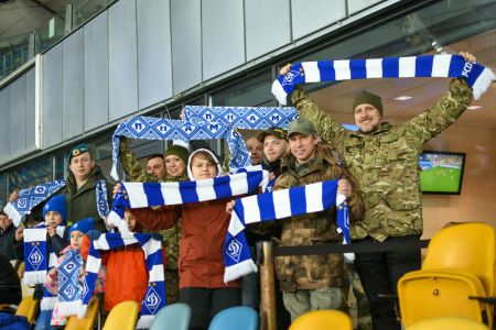 Герої АТО підтримали «Динамо» в матчі з «Олександрією»