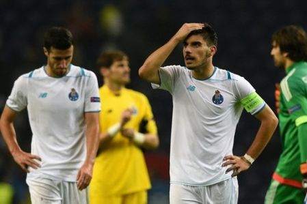 Официальный сайт UEFA: «Динамо» Киев ошеломило «Порту»