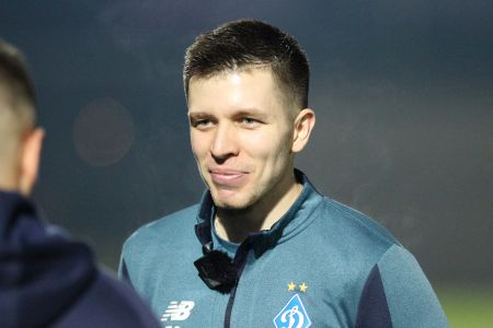 Oleksandr Pikhalionok: “The hardest part is training without the ball, running in circles”