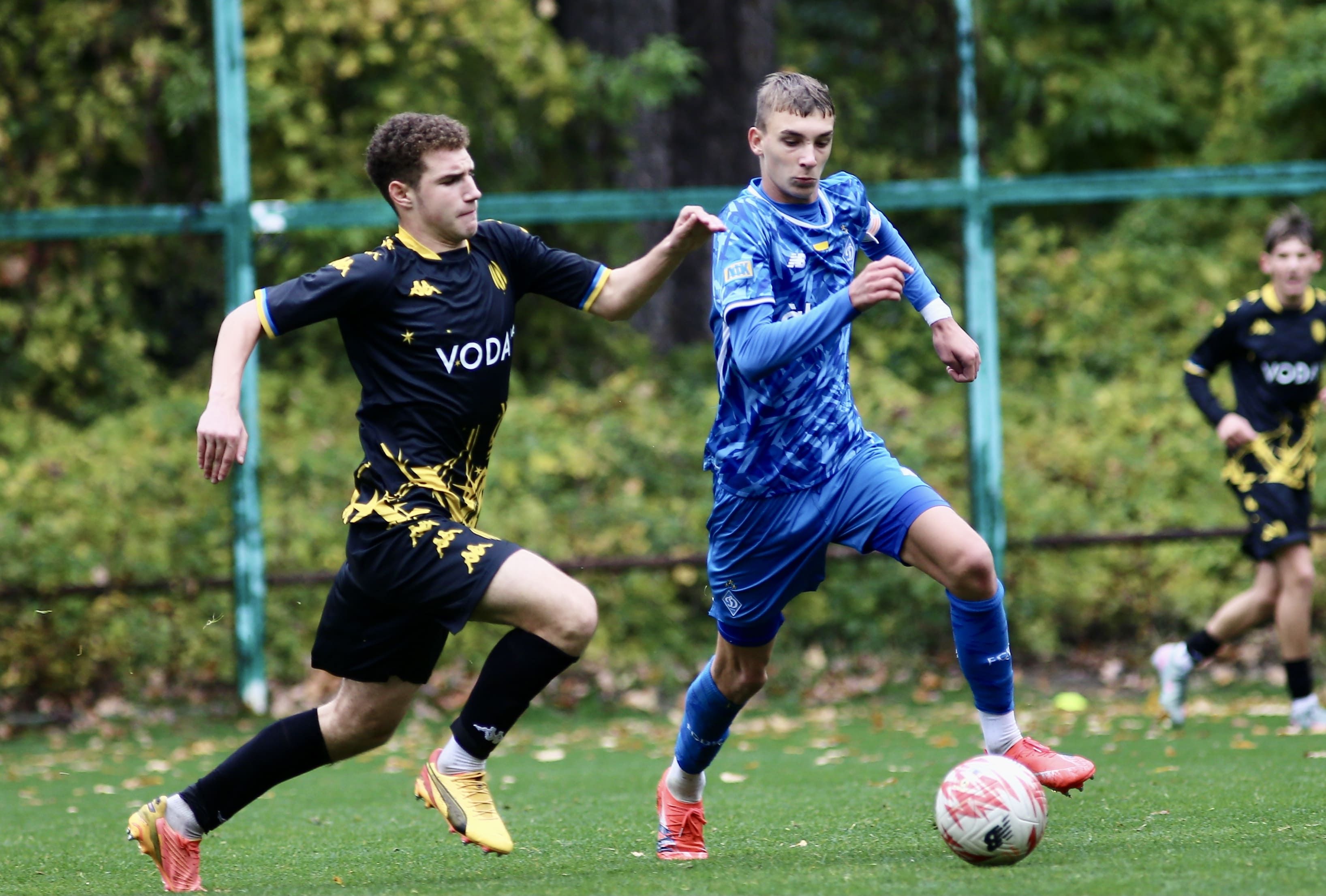ДЮФЛУ. U14/U16. Перемога та нічия у домашньому протистоянні з «Рухом»