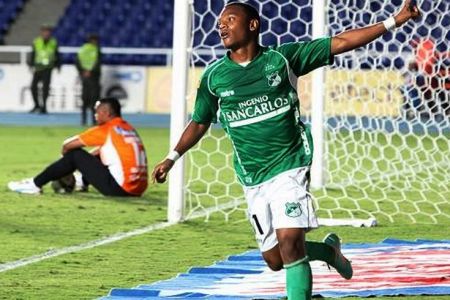 Escobar scores his first goal of the season for Atletico Nacional