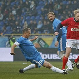 Dynamo pro veterans perform for USSR national team and congratulate colleagues from Dnipro