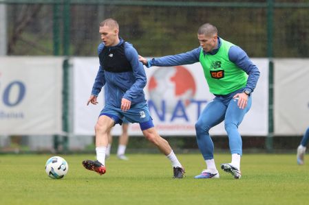 Зимові збори: вранці – аеробіка та стретчинг, ввечері – робота з мʼячами