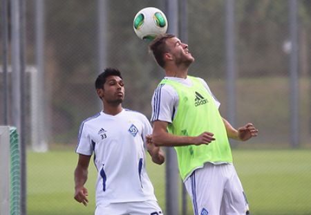 Dynamo: photo shoot first and then – training session