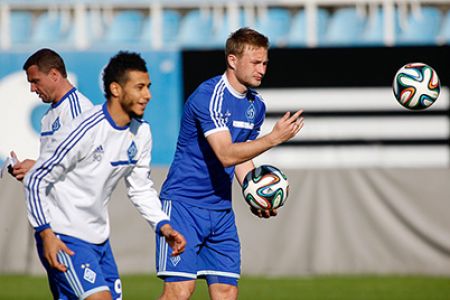 Preparation for Ukrainian Cup final at Dynamo Stadium