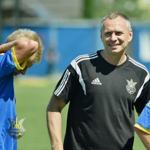 Ukraine U-19 with Dynamo players defeat students confidently