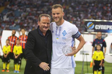 Andriy YARMOLENKO awarded as UPL best player and striker