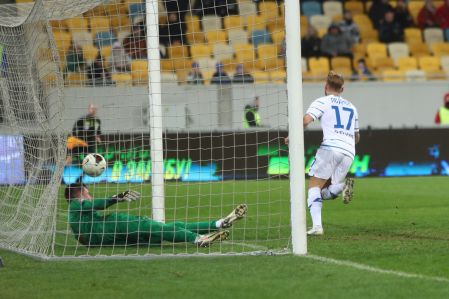 Bohdan Liedniev scores first goal for Dynamo