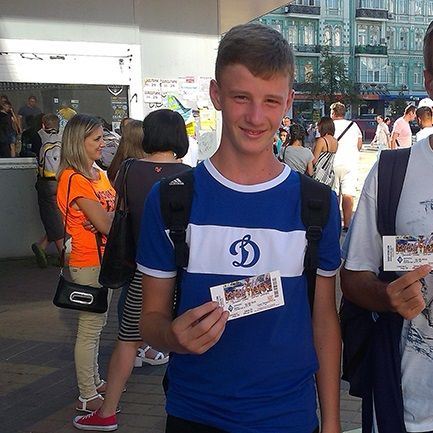Переможці розіграшу отримали квитки та підтримали «Динамо» у грі з «Дніпром»!