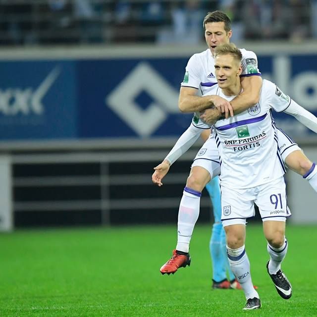 Teodorczyk’s brace hands Anderlecht away win against Gent