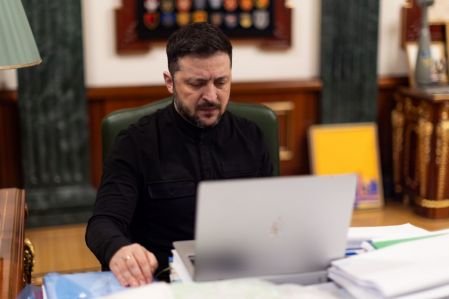 Продовжуємо готувати документи з Америкою щодо гарантій безпеки та відновлення – звернення Президента