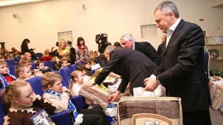 Dynamo Kyiv congratulate children of Chornobyl