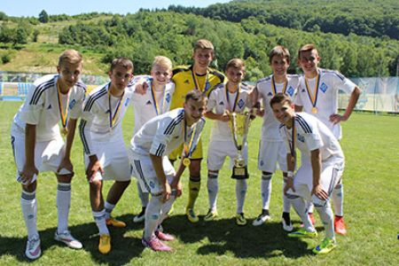 ДЮФЛУ. Фінальний етап U-16. Фінал. «Динамо» – «УФК-Карпати» – 1:1 (по пенальті 4:2)