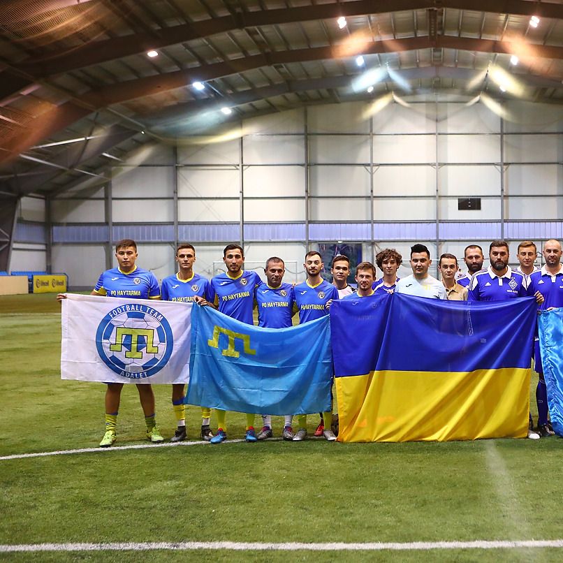 Фан-клуб «Динамо» зіграв із футбольною командою кримських татар (+ВІДЕО)
