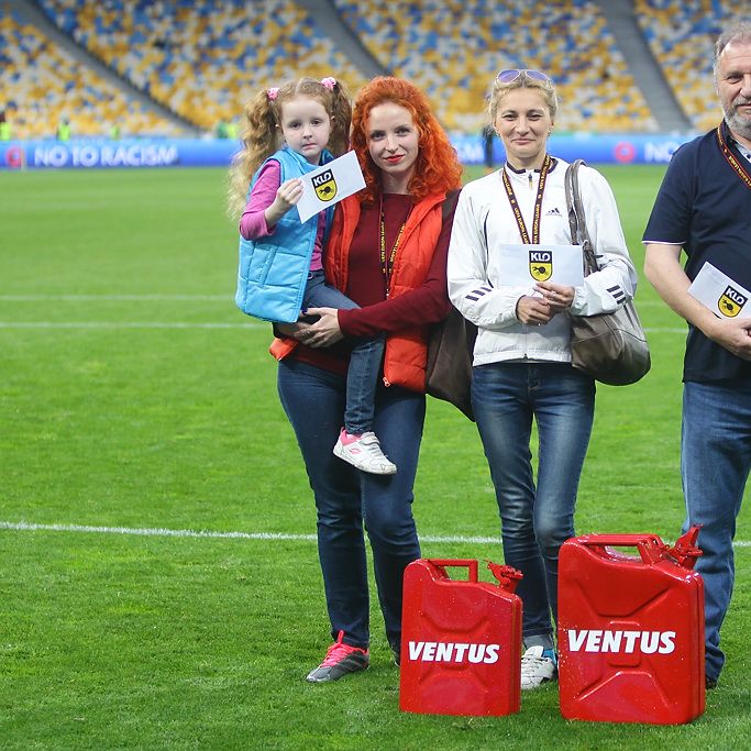 “Football bowling from KLO” at Dynamo match against Zoria