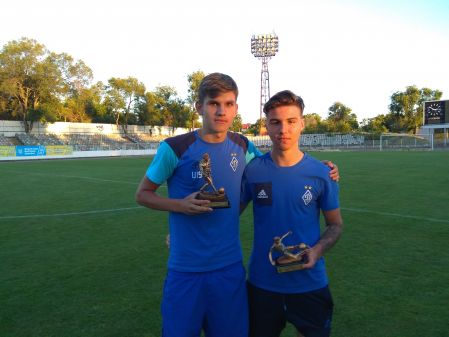 У «Динамо» (U-17) БІЛОВАРА та ВОЛОШИНА відзначено індивідуальними нагородами