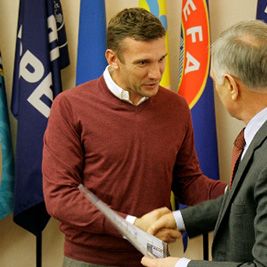 Shevchenko, Venhlynskyi, Bezhenar and others get A licenses