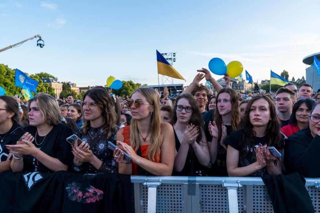 «Динамо» стало одним із партнерів благодійного телемарафону Embrace Ukraine – #StrivingTogether
