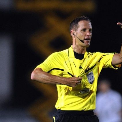 Dynamo – Steaua: officials from Austria