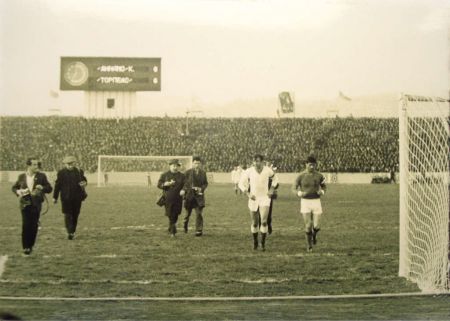 Чемпіонат СРСР. «Торпедо» (Кутаїсі) - «Динамо» - 0:2: перша перемога в чемпіонському сезоні