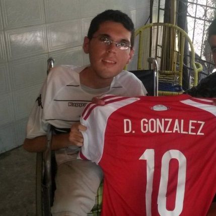 Derlis GONZALEZ answers request of his fan