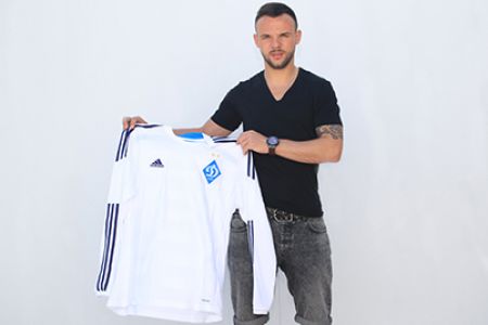 Mykola MOROZIUK chooses squad number