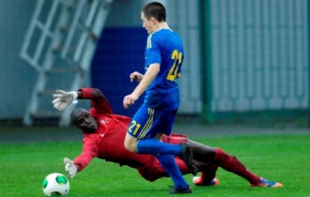 Ukraine U-17 with six Dynamo players face France
