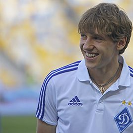 Denys HARMASH prolongs his contract with Dynamo