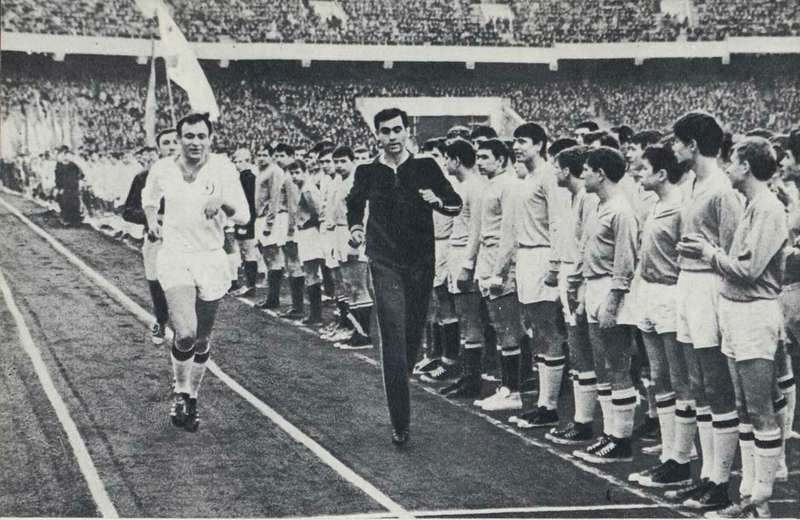 До Дня народження Василя Турянчика