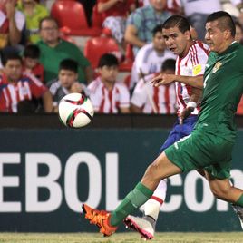 Paraguay with Derlis Gonzalez defeat Bolivia in 2018 World Cup qualifier