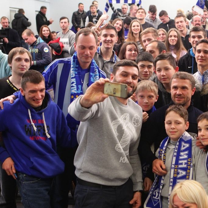 Photo report of Serhiy Rebrov’s meeting with fans
