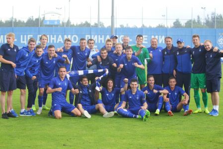 Dynamo U-21 flatten Arsenal and win the league!