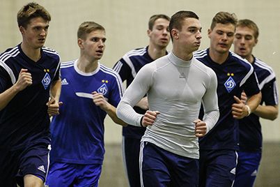 Dynamo U-21 and U-19 start training in Koncha-Zaspa (+ VIDEO)