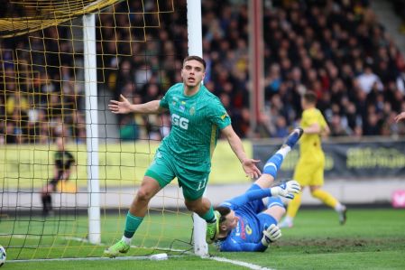 Кубок України, 1/2 фіналу. «Буковина» – «Динамо» – 0:3. Звіт про матч