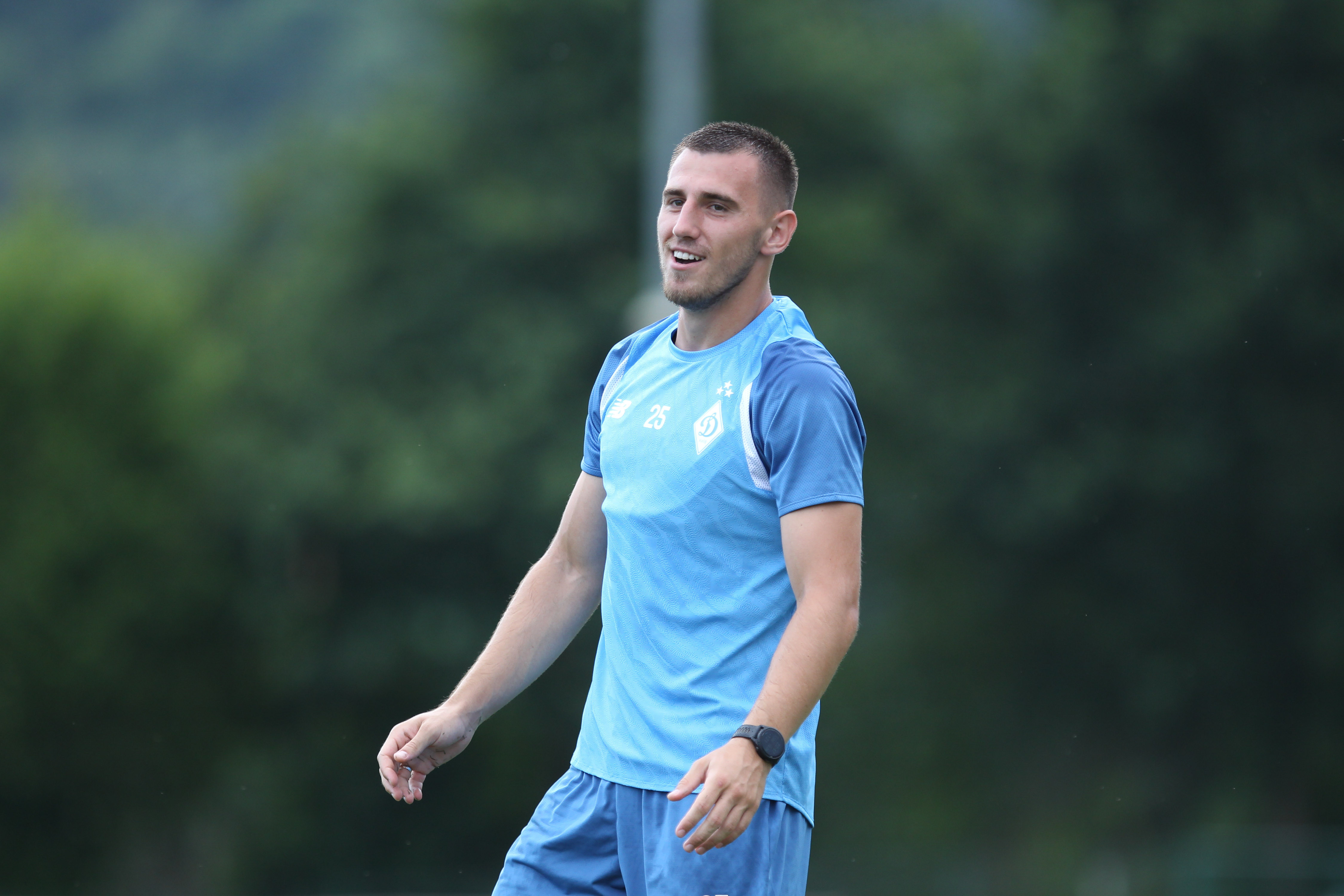 Anal jinsiy aloqaning eng dahshatli oqibatlarini onlayn tomosha qiling Teri yubka kiygan qiz ofisda jinsiy aloqada