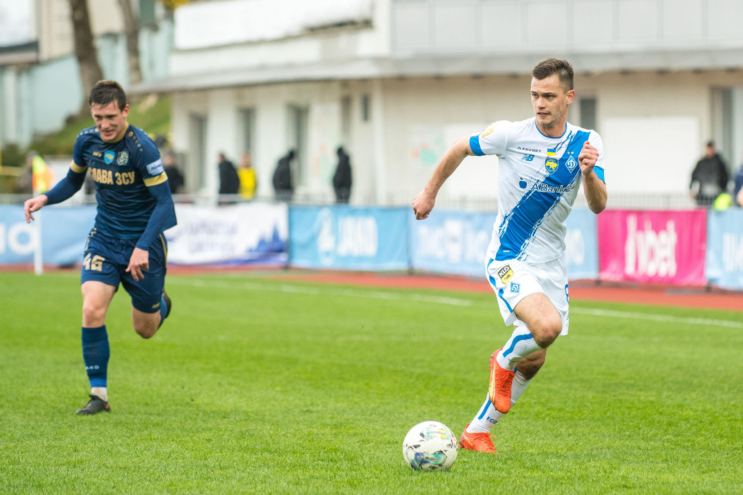 Володимир Шепелєв провів 200-й офіційний матч за «Динамо»