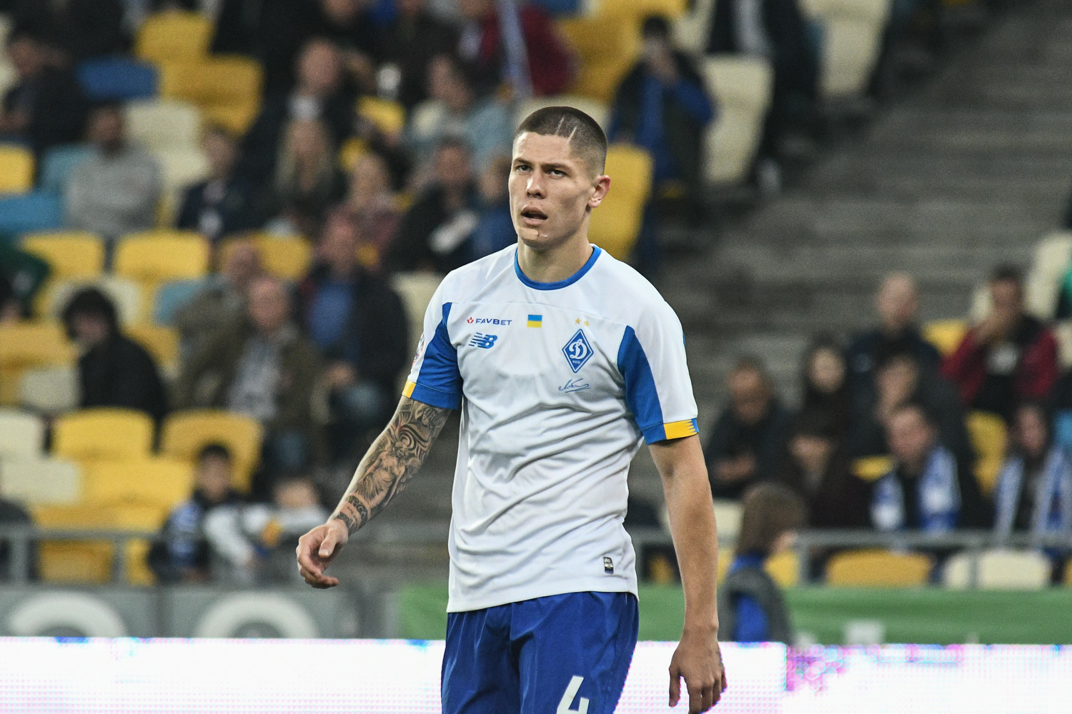 Денис Попов підписав новий контракт із «Динамо»
