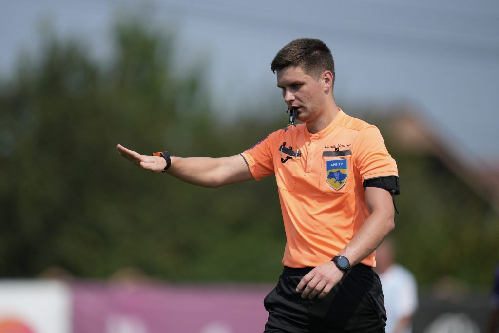 Роман Блавацький - головний арбітр матчу «Динамо» - «Кудрівка»