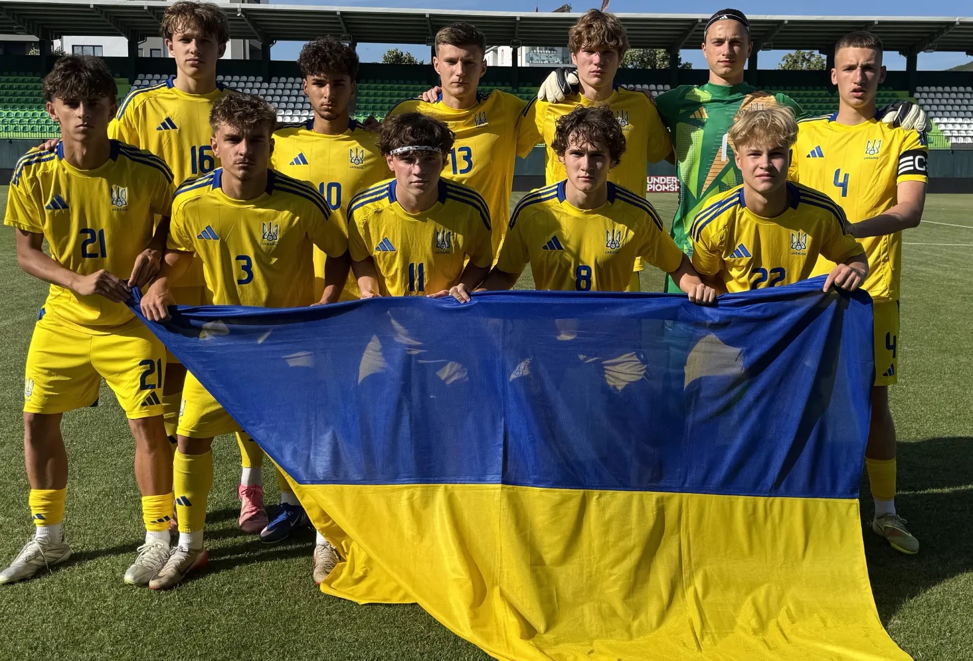Тимофій Парінов зіграв за збірну України U17 у відборі на Євро-2027