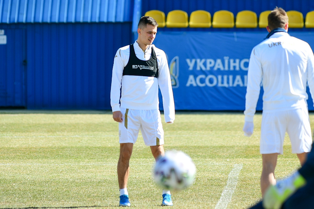 Шепелєв і Тимчик не потрапили до заявки збірної України на матч із Францією