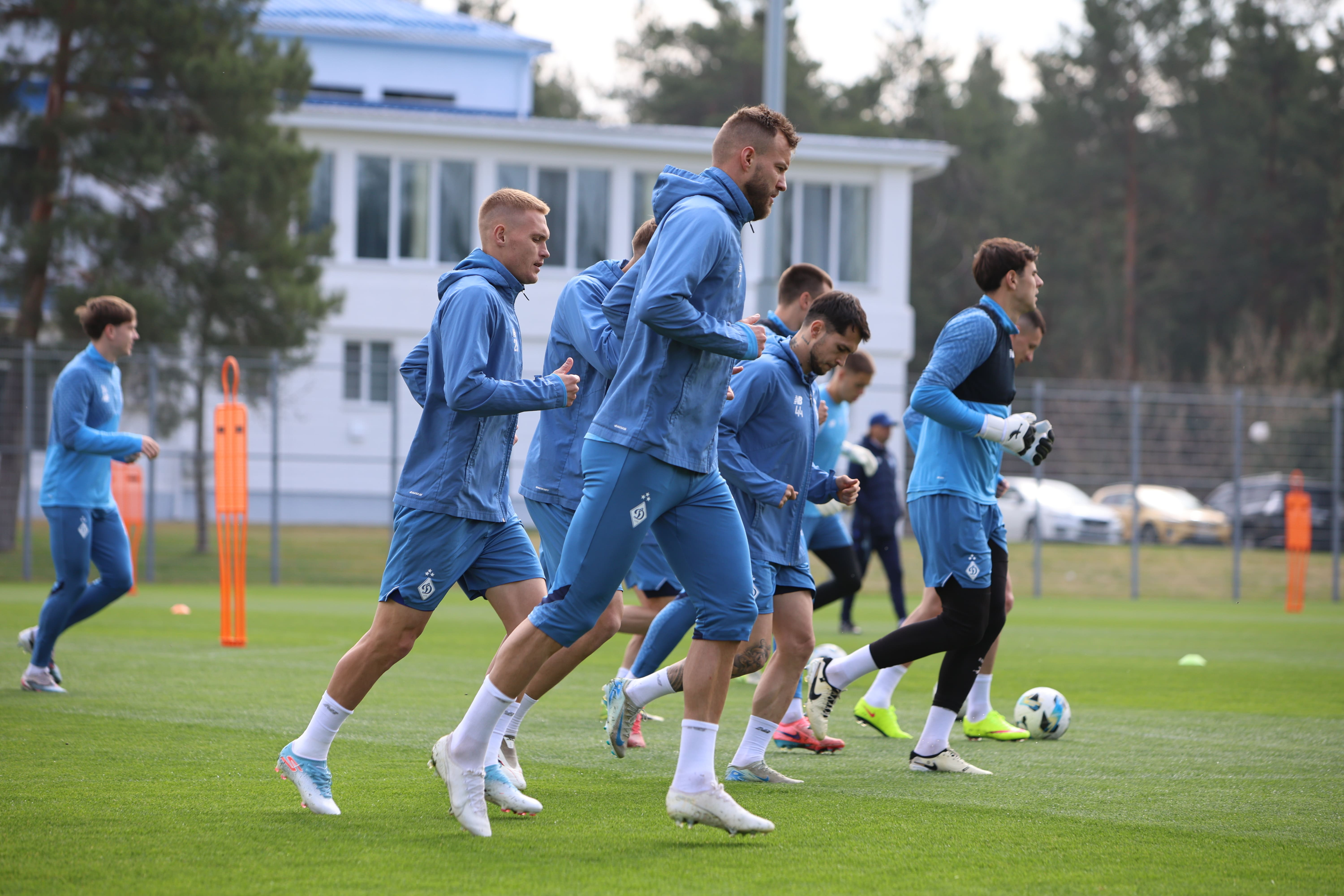 Continuing preparations for the match against Karpaty
