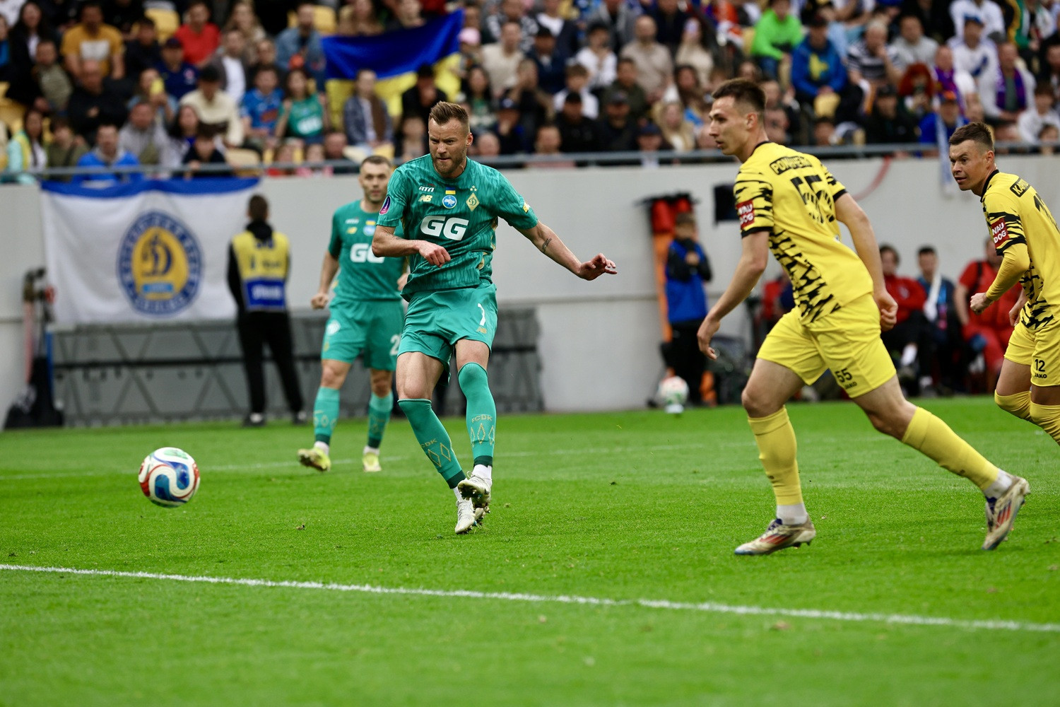 Yarmolenko equaled Dynamo’s Cup top scorer record holder
