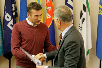 Shevchenko, Venhlynskyi, Bezhenar and others get A licenses